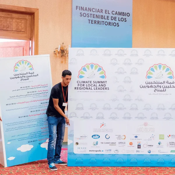 installation et pose divers supports publicitaires palmeraie