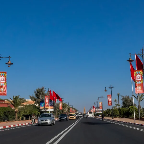 pose oriflammes kakémonos marrakech